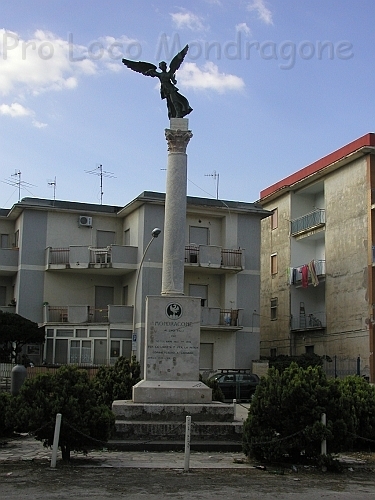 Monumento ai Caduti - 1.JPG